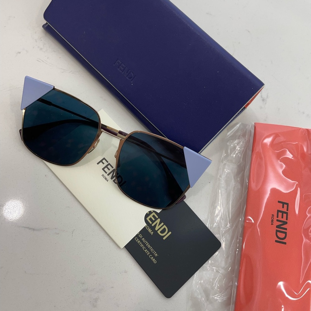 Fendi monochromatic square sunglasses with capped frame